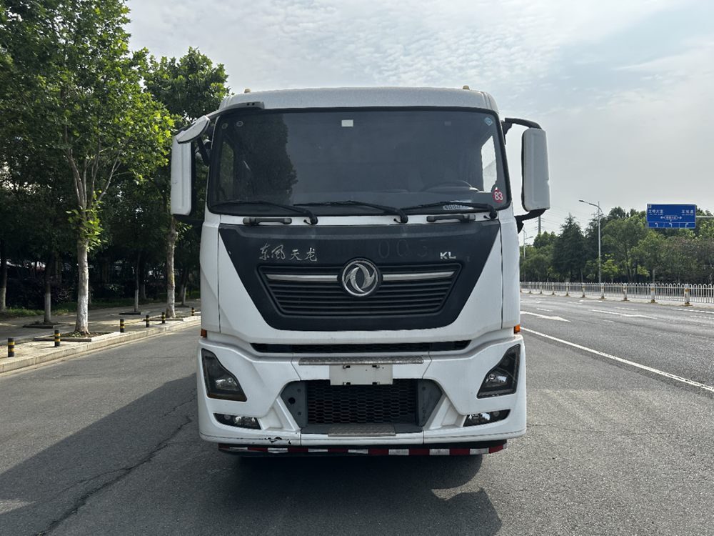 Used Dongfeng Compressed Garbage Truck A0083 For Sale From China