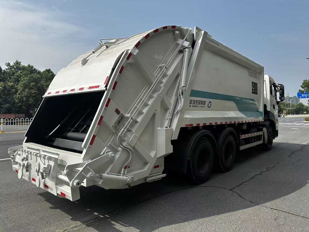 Used Dongfeng Compressed Garbage Truck A0083 For Sale From China