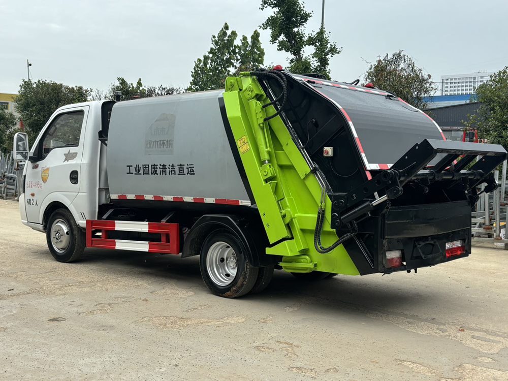 Used Dongfeng Compressed Garbage Truck A0097 For Sale From China