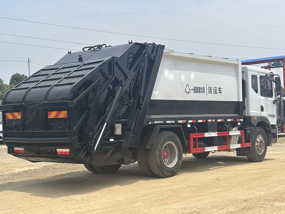 Used Dongfeng Compressed Garbage Truck A0098 For Sale From China