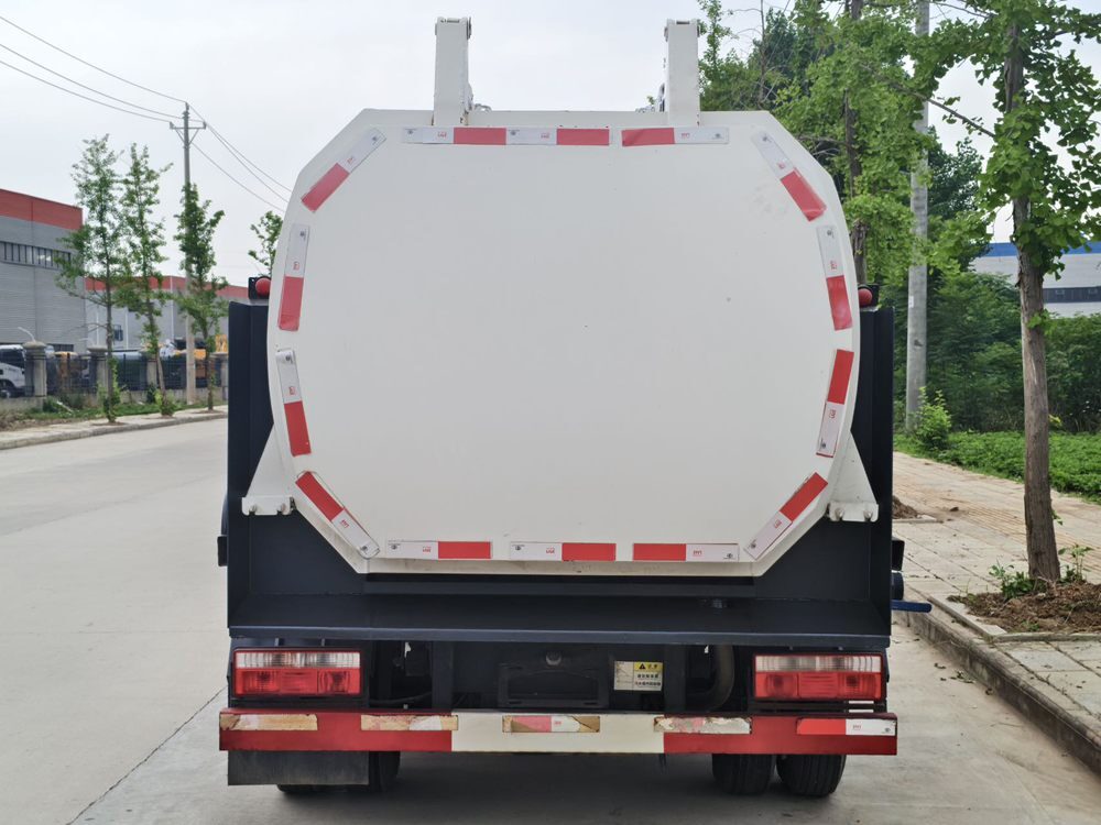 Used Dongfeng Food Waste Truck A0109 For Sale From China