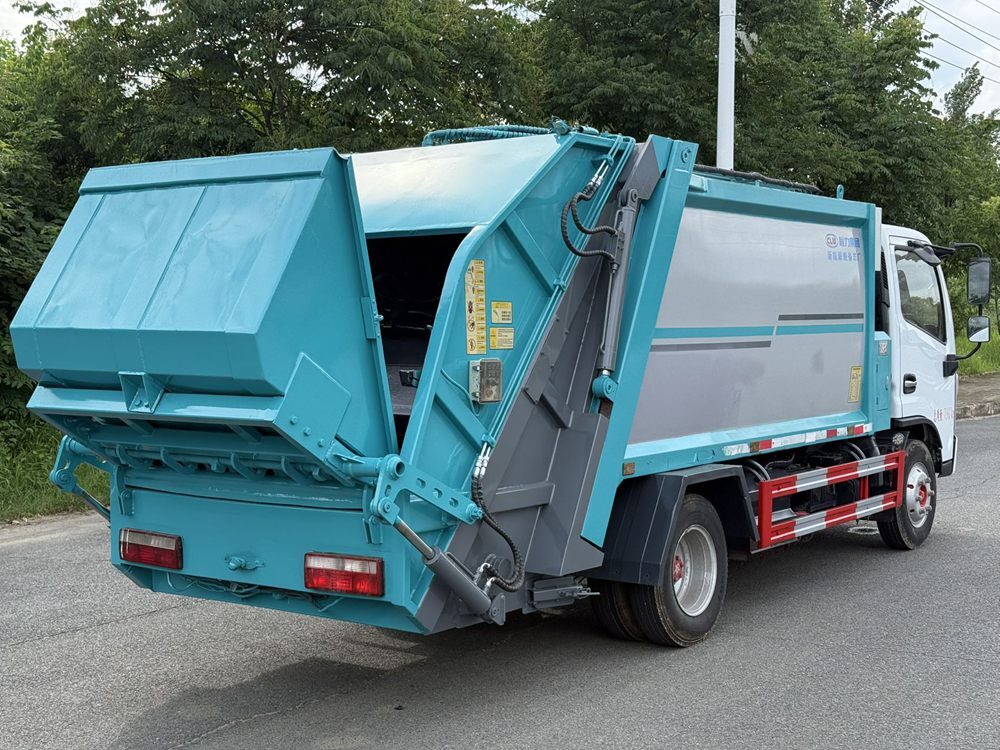 Used Dongfeng Compressed Garbage Truck A0111 For Sale From China
