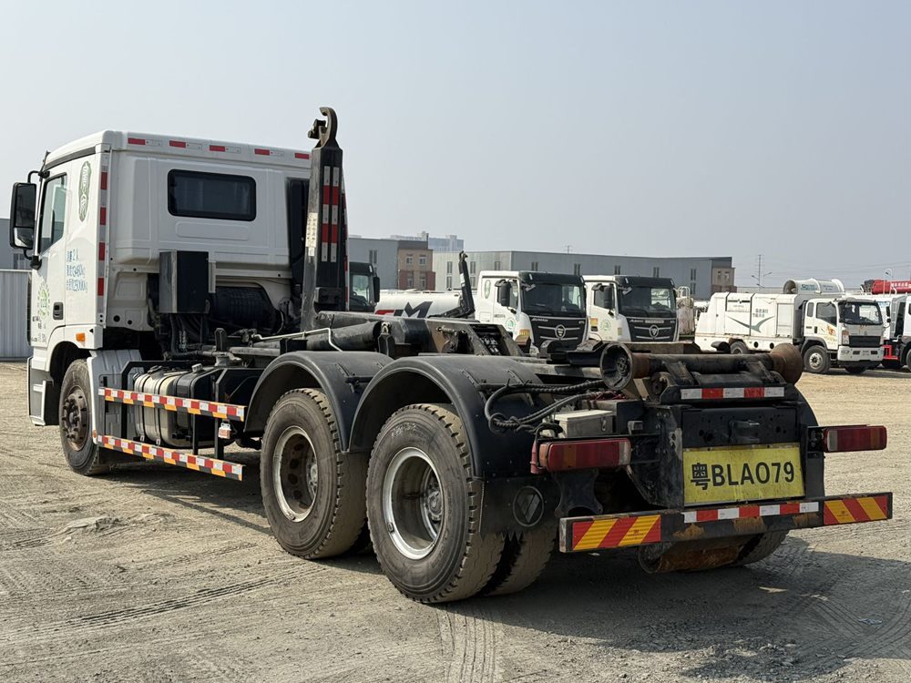 Used Foton Hooklift Truck A0046 For Sale From China