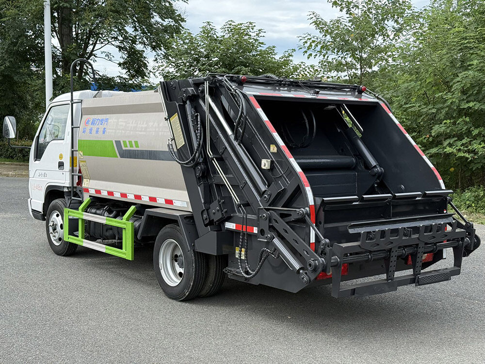 Used Foton Compressed Garbage Truck A0115 For Sale From China